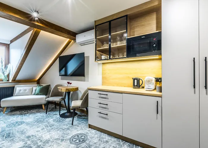 Forrest Krupowki זקופאנה