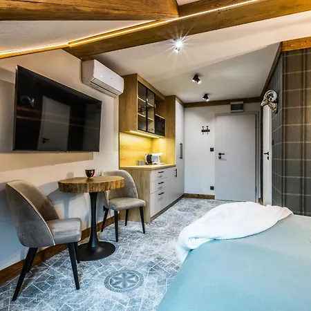 Forrest Krupowki Lägenhet